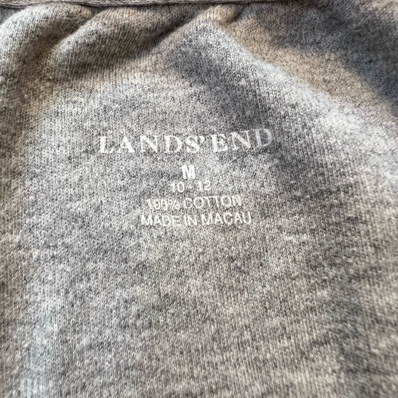 Lands’ End gray Top - Picture 2 of 8